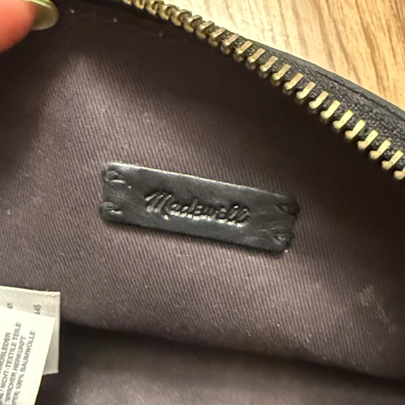 Madewell Black Cosmetic Bag - Picture 3 of 4